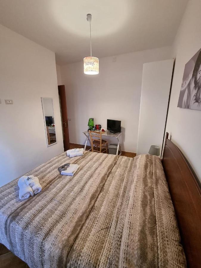 B&B Le Stanze Di Aurora Palermo Buitenkant foto