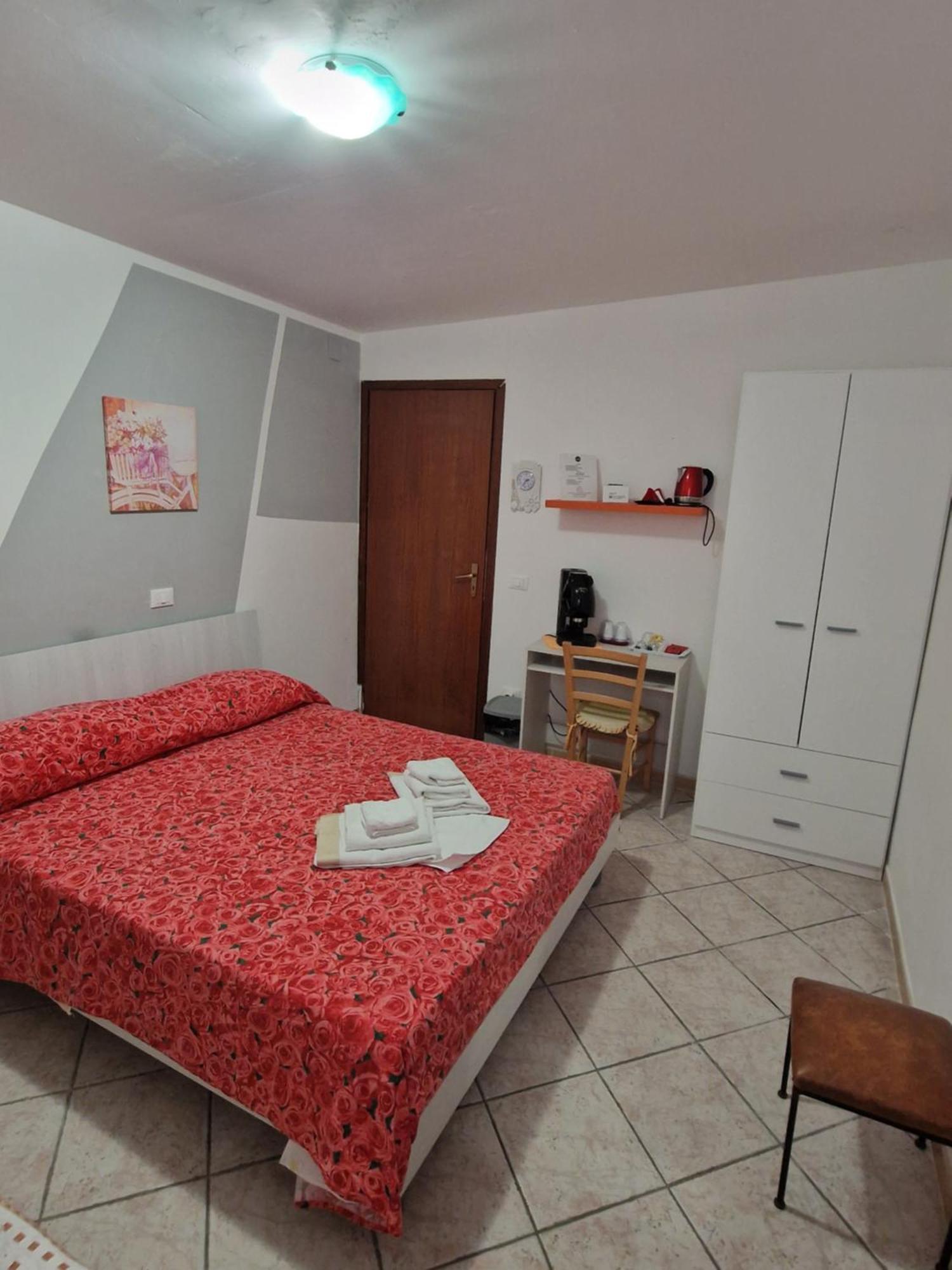 B&B Le Stanze Di Aurora Palermo Buitenkant foto