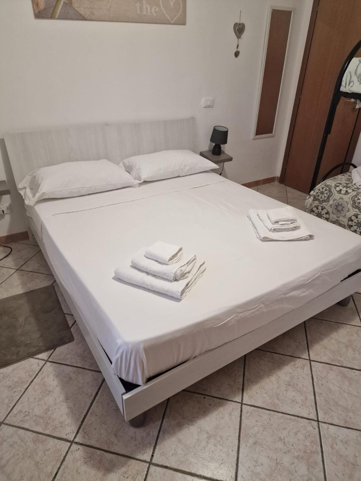 B&B Le Stanze Di Aurora Palermo Buitenkant foto